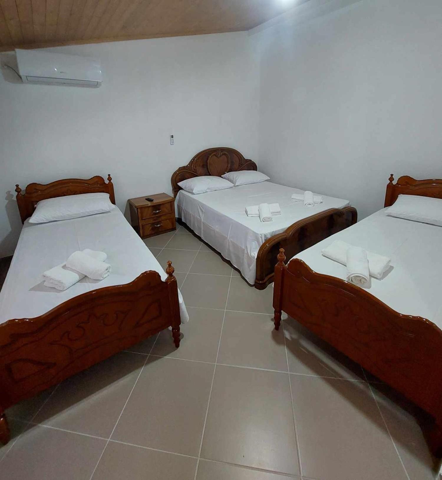 Guest House Xhaferaj Berat Extérieur photo