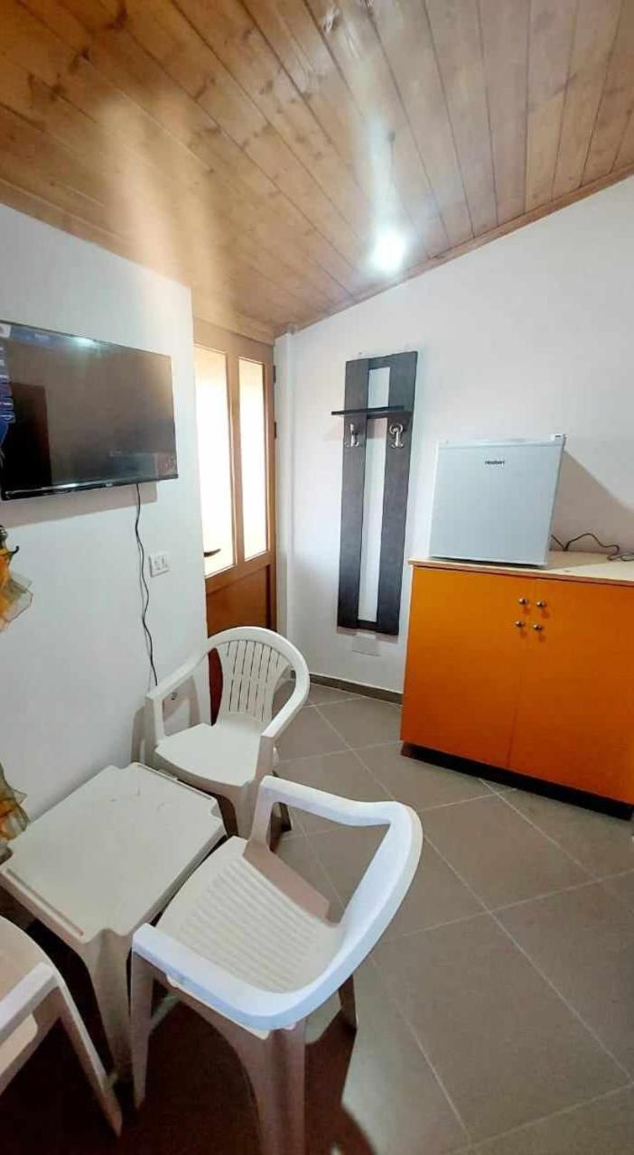 Guest House Xhaferaj Berat Chambre photo